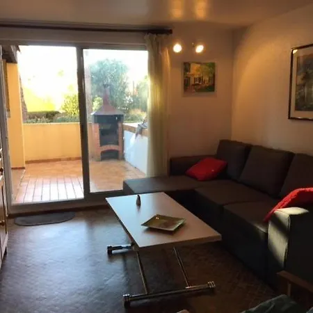 Two-bedroom With Terrace And Barbecue 91 * Agde